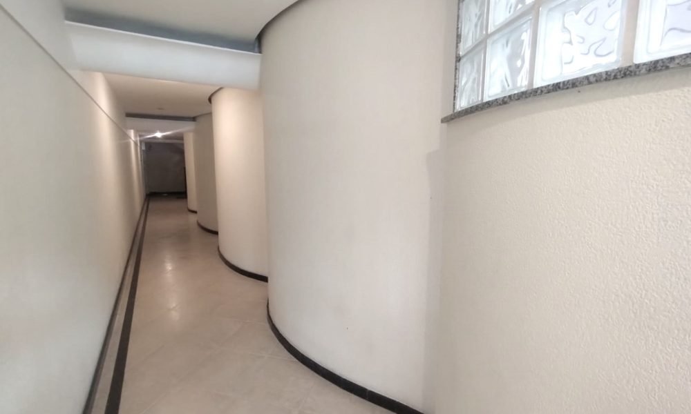 Apartamento 5 corredor