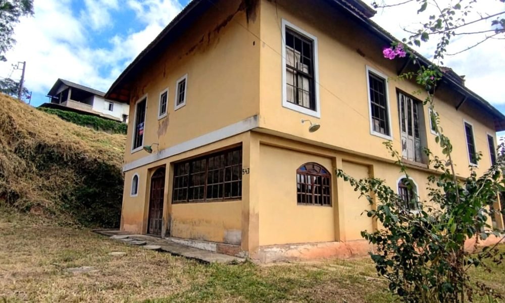 Casa 37 faixada 2