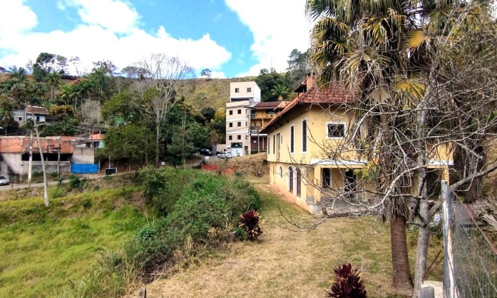 Casa 37 quintal 2